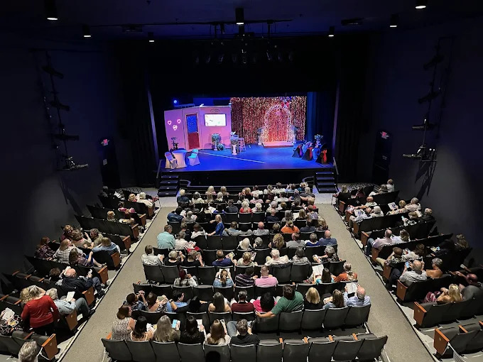 Professional photo of Theatre Jacksonville San Marco, Jacksonville, FL 32207 Theatre Jacksonville during sunset San Marco, Jacksonville, FL 32207